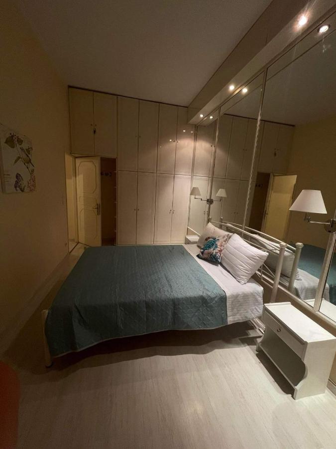 コルフ島Eftihia Di Corfuアパートメント エクステリア 写真