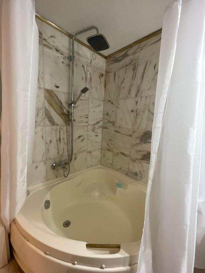 コルフ島Eftihia Di Corfuアパートメント エクステリア 写真